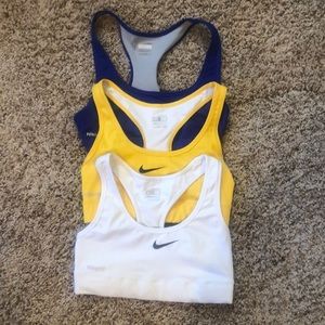 NikeFit bundle of sports tops (3)💥